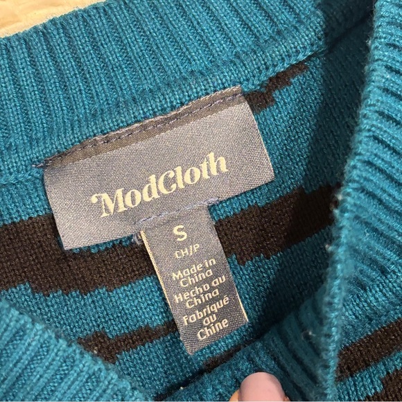 ModCloth Call to the Wild Blue & Black Animal Print Pullover Sweater Size Small - Picture 5 of 9
